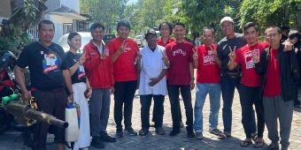 PSI Sidoarjo Dampingi Mas Iin Gelar Fogging di Pondok Tjandra