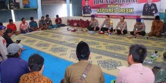 Jumat Curhat, Kapolres Gresik Dengarkan Keluhan Nelayan Menteko