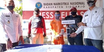 Sembunyikan Sabu di Dashboard Motor, Warga Medaeng Ditangkap Petugas BNNK Sidoarjo