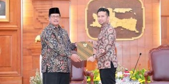 Wagub Emil Serahkan SPT, Wabup Mohni Resmi Jabat Plt Bupati Bangkalan