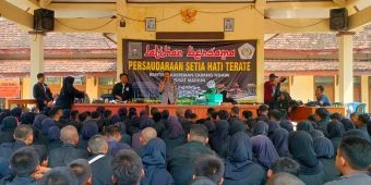 Ratusan Calon Warga PSHT Pelopori Kader Kamtibmas Ngawi