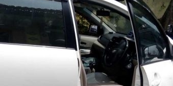 Parkir di Kantor Kecamatan, Kaca Mobil Kades Patihan Dipecah Maling, Rp 8 Juta Amblas