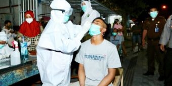 Gelar Tes Swab Acak, Satgas Banyuwangi Temukan Tiga Warga Positif Covid-19