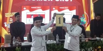 KPU Kota Pasuruan Gelar Pengambilan Nomor Urut, Pasangan Anugrah Dapat Nomor 01