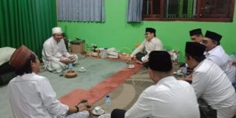 PKB Target 100 Kursi, Cak Imin Sowan Kiai Kholil di Situbondo