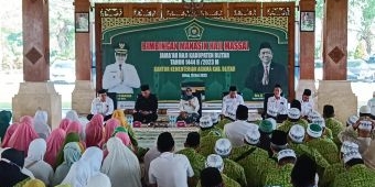 Beri Semangat Calon Jamaah Haji, Bupati Blitar Pesan Jaga Kesehatan Selama di Tanah Suci