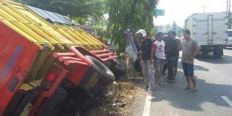  Pemotor Tewas Ditabrak Truk di Baron Nganjuk