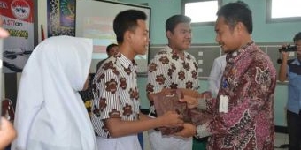 Hadapi MEA, Ribuan Pelajar di Lamongan Ikuti Penyuluhan Hukum