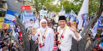 Khofifah-Emil Jadi Pendaftar Pertama Pilkada Jawa Timur 2024