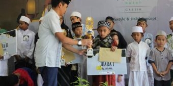 Bintang dan Alamul Sabet Juara 1 Lomba Adzan Hotel Pesonna Gresik