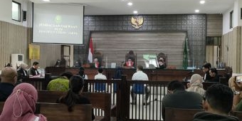 4 Terdakwa Dihadirkan dalam Sidang Pertama Kasus Dugaan Gagal Ginjal