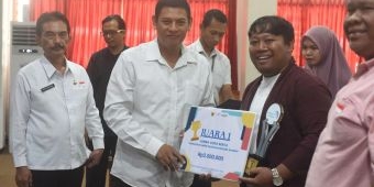 Serahkan Hadiah Pemenang Lomba Video Berita KIM, Mas Abu Ajak Kenalkan Berbagai Potensi Kota Kediri