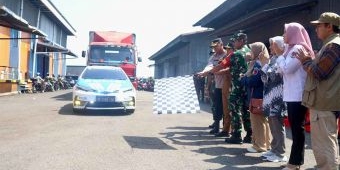 Perdana, Wakil Wali Kota Pasuruan Lepas Logistik Pemilu 2024 ke 4 Kecamatan