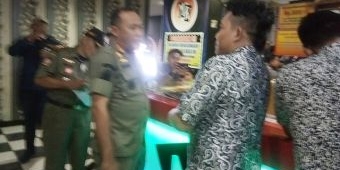 Cegah Peredaran Narkotika, Satpol PP Kota Mojokerto Sidak Tempat Karaoke, Hotel, dan Cafe