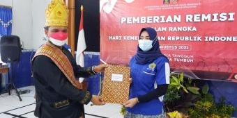 Umi Fatimah, Napi Cantik Lapas Tuban Kembali Terima Remisi Kemerdekaan