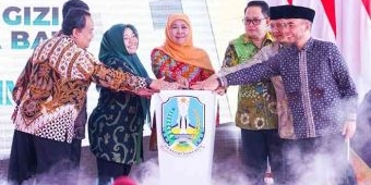 Tingkatkan Pemerataan Kesehatan, Khofifah Resmikan 2 Gedung di RSUD Karsa Husada Batu