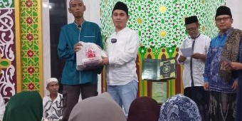 Safari Ramadhan, Wakil Bupati Mojokerto Berikan Santunan kepada Ribuan Anak Yatim dan Dhuafa