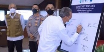 Jelang Akhir Tahun, Pemkab Probolinggo Targetkan Capaian Vaksinasi Covid-19 Raih Angka 80 Persen