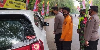 Wakapolres Ngawi Cek Penerapan Pengetatan Prokes dan Mobilitas di Pos Penyekatan