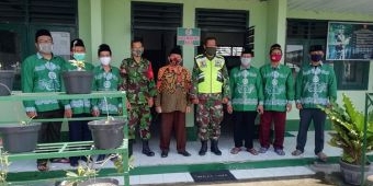 Jelang Iduladha, Penyuluh Agama Islam Sarirejo Sosialisasikan Prokes dan Bagi-bagikan Masker