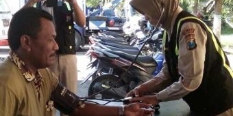 Sopir Bus Jalani Tes Urine di Terminal Lamongan