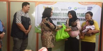 Program Pengentasan Stunting, Pj Wali Kota Kediri Serahkan Bantuan Cadangan Pangan Pemerintah