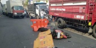 Kurang Waspada, Pengendara Motor di Jembatan Layang Waru Sidoarjo Terlindas Truk Tangki