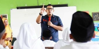 Gawangi Mental Anak dari Pengaruh Negatif, Pj Wali Kota Mojokerto Ngajar ke Sekolah Langsung