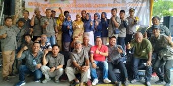 Gandeng Dinkes Gresik, P3I, dan HSI, KWG Gelar Cek Kesehatan dan Pengobatan Gratis