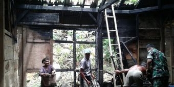 Buat Penghangat, Rumah di Kebonagung Pacitan Ludes Terbakar