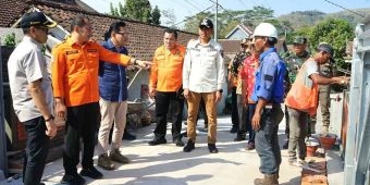 Pj Bupati Tulungagung Apresiasi Gerak Cepat Tim Pemprov Jatim dalam Penanganan Jembatan Kalidawir