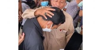 Terjadi di Kantor PWNU Jatim, Gus Ali Suwuk Kepala Ustadz Abdul Somad 