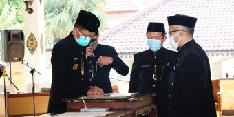 Sekian Bulan Jadi Plt, Dokter Rohmat Resmi Dilantik Jadi Kadinkes Magetan Definitif