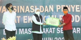 Gubernur Khofifah Serahkan Alat Ekonomi Produktif pada 7 KTH dan KUPS di Madiun, Magetan, dan Ngawi