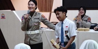 Polwan Sidoarjo Goes to School, Edukasi Pelajar Seputar Bahaya Narkoba dan Pengaruh Negatif Medsos