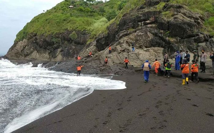 Alasan BPBD Jember Tak Rekomendasikan Pantai Payangan Sebagai Kawasan Berenang