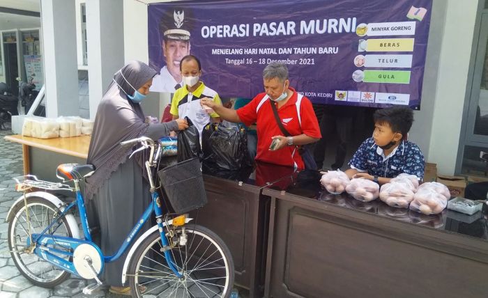 OPM Online di Kota Kediri Diserbu Pembeli, Petugas Diperdagin Kewalahan Kirim Pesanan