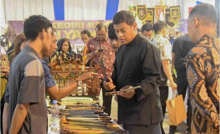 ​Paguyuban Keris Panji Joyoboyo  Adakan Pagelaran Keris dan Bursa Nasional di Kediri