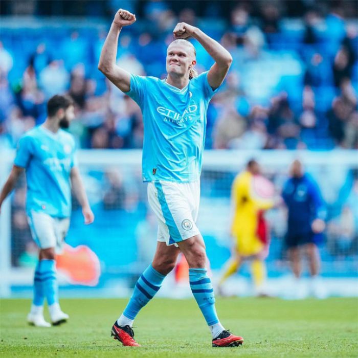 Cetak 8 Gol, Erling Haaland Pimpin Daftar Top Skor Premier League 2023-2024