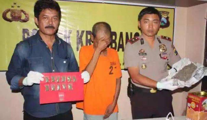 Edarkan Narkoba, Rumah Warga Babatan Surabaya Digerebek