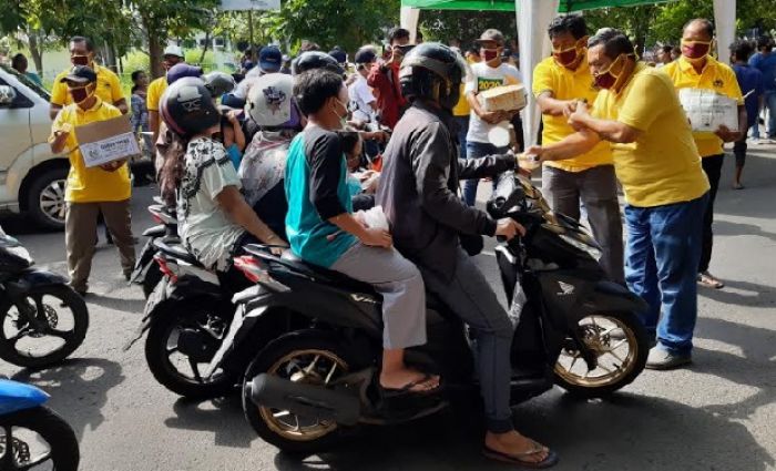 Golkar Sidoarjo Tebar 1.500 Paket Cegah Corona dan Sumbang APD untuk RS