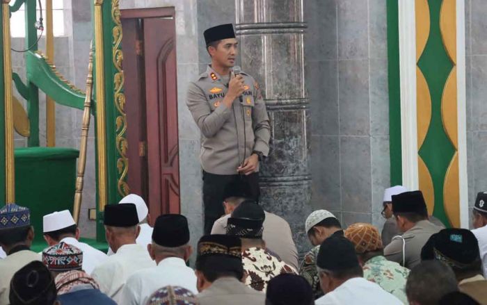 Terus Jalankan Program, Kapolres Pasuruan Beri Imbauan Kamtibmas Usai Jumatan