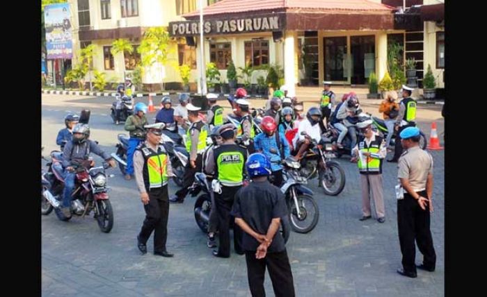 14 Hari Ops Patuh Semeru 2017 di Pasuruan: Ribuan Pengendara Melanggar Lalin Ditindak