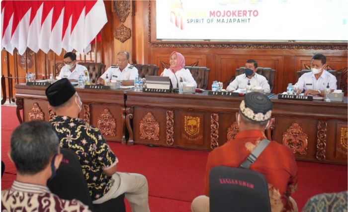 Wali Kota Mojokerto Gelar Audiensi Proses PTSL dengan Warga Balongrawe