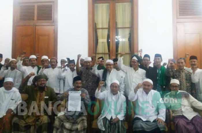 Kiai Kampung Sodorkan 3 Nama Birokrat, Bupati Banyuwangi Daftar Cawagub PDIP