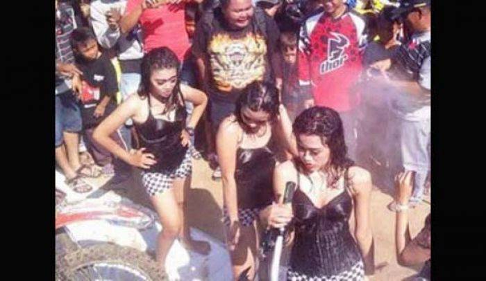 Waduh, Ada Tari Erotis Usai Latihan Bersama Motocross di Pamekasan