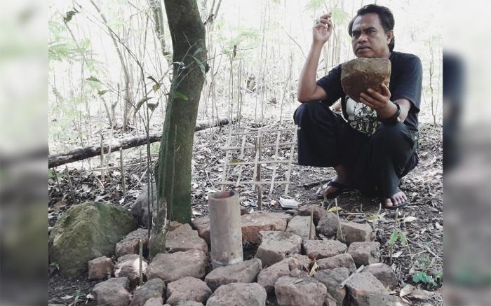 Warga Dusun Srebet Temukan Bata dan Uang Logam Kuno di Hutan Kasinan