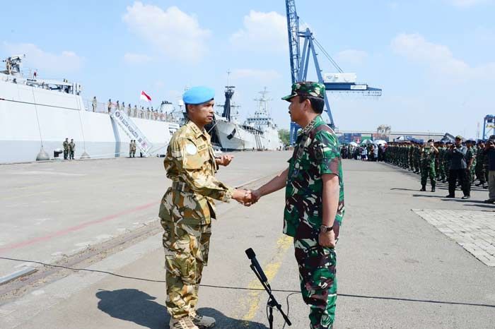 Gantikan Satgas Sebelumnya, Kasal Lepas KonGa XXVIII-K/UNIFIL KRI Sultan Hasanuddin-336 ke Lebanon