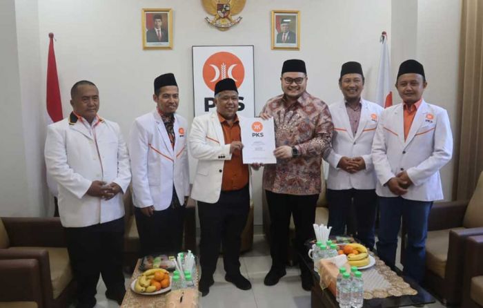 PKS Beri Rekomendasi kepada Hanindhito Himawan Pramana untuk Maju pada Pilkada Kediri 2024