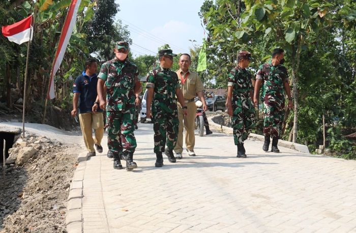 Danrem 081/DSJ Cek Langsung Hasil Akhir Program TMMD ke-114 di Ngawi